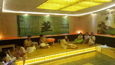 重庆市丰都县宏隆水上游乐园恒温泳池+淋浴热水项目案例