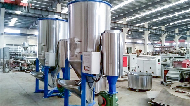 用热泵烘干注塑机原料竟然比电加热节省65%！