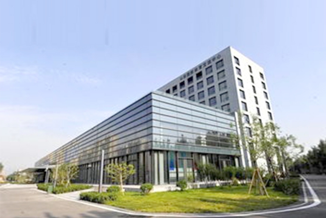 泳池恒温选空气能热泵,把舒适游泳体验做极致