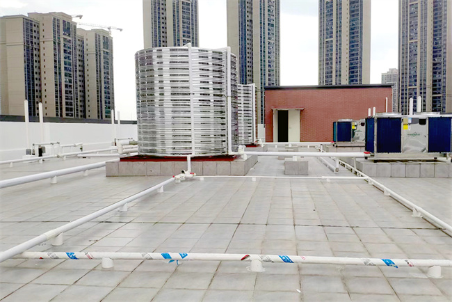 广州市番禺区广铁一中天峰中学空气能热水项目：实现舒适、安全与节能的完美结合