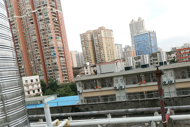 广州市铁一中学：借助碧涞空气能热泵技术，打造舒适热水体验