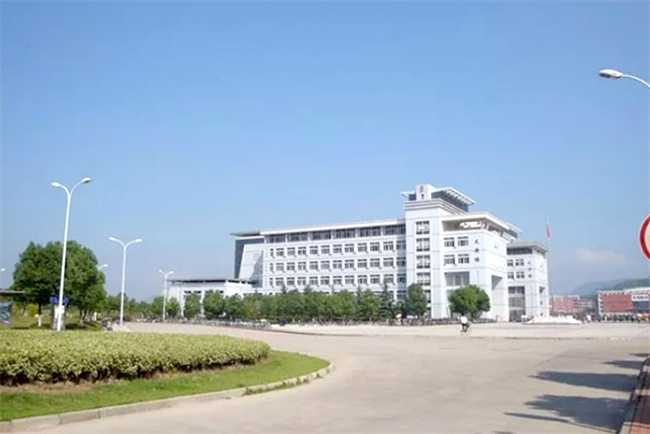 安庆师范大学：绿色环保与升级设备助力热水体验升级