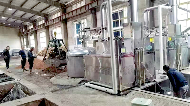 碧涞高温蒸汽热泵自动蒸酒一体机:引领酿酒行业进入新时代